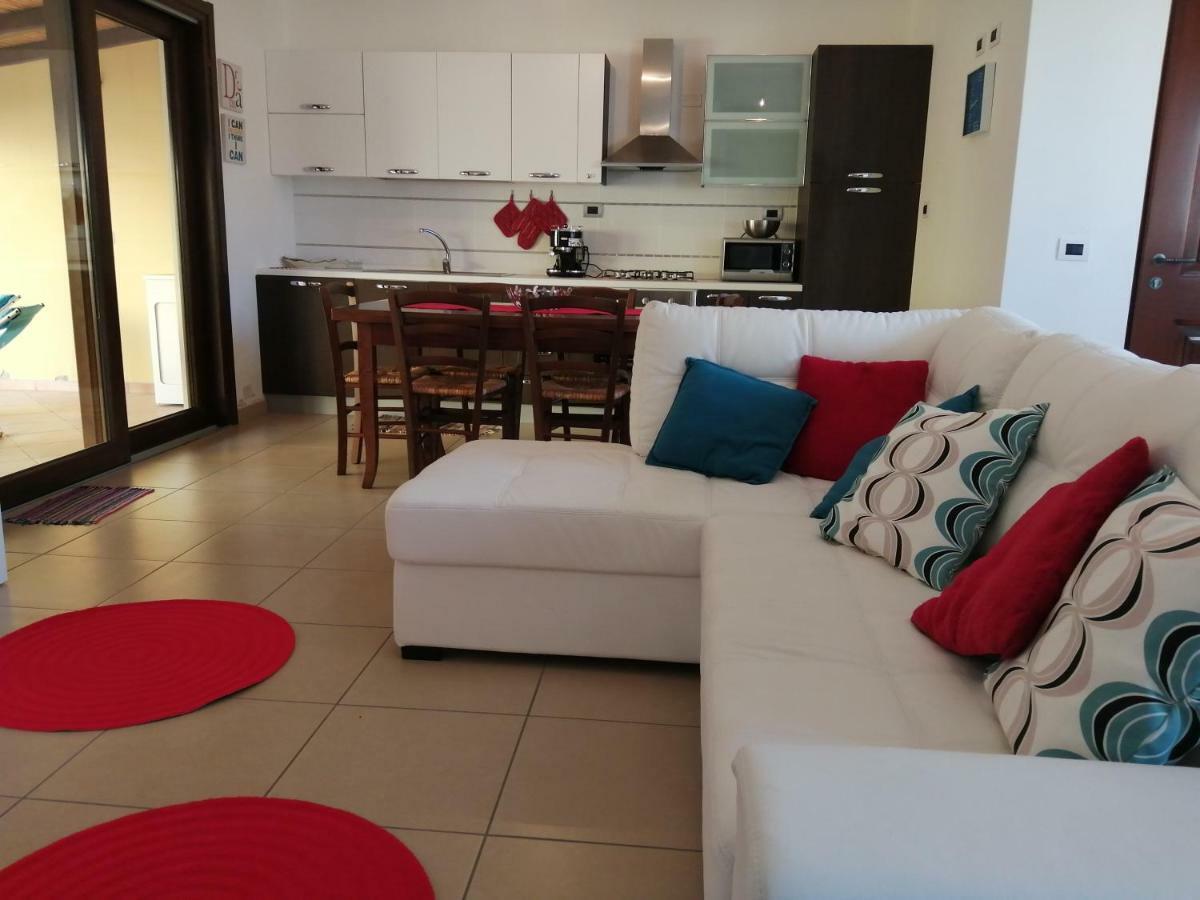 Casa Il Cortile Fiorito Apartman Tortolì Kültér fotó