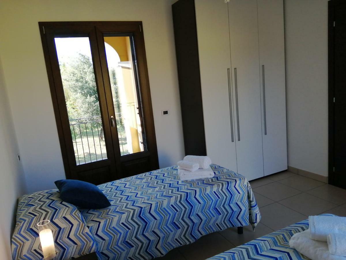 Casa Il Cortile Fiorito Apartman Tortolì Kültér fotó
